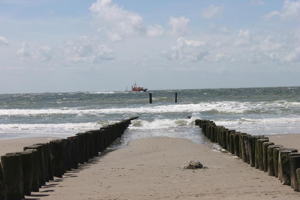 Zoutelande,modern Bij De Zee * Zoutelande